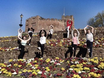 The cast rehearsing in the Castle Grounds